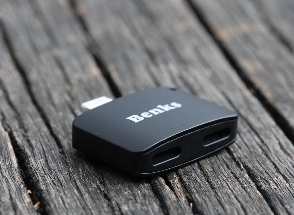 Audio Adapter Lightning Charging & Headphone Listening 3-in-1