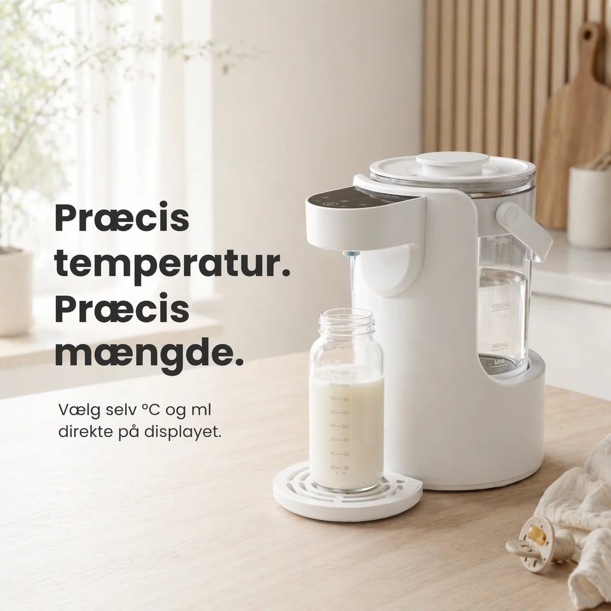 Baby Bottle Water Dispenser Selectable Temperature 2L Capacity
