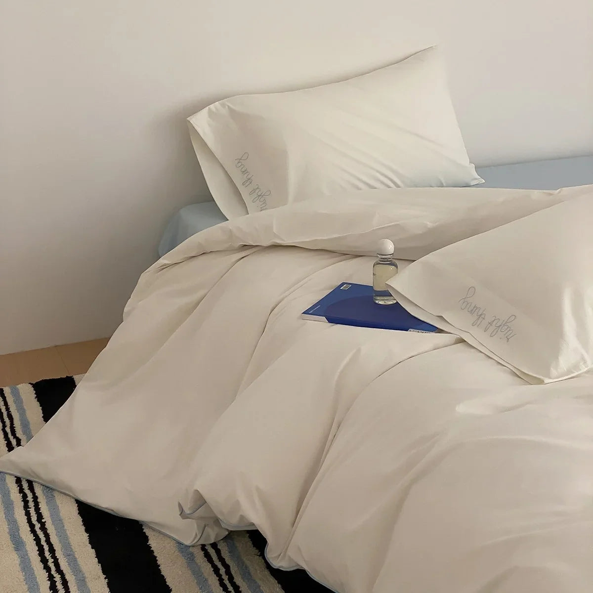 Bed Linen Set Cotton Satin Breathable Contrasting Piping