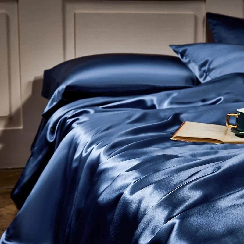Bedding Set 25 Momme Mulberry Silk Four-Piece
