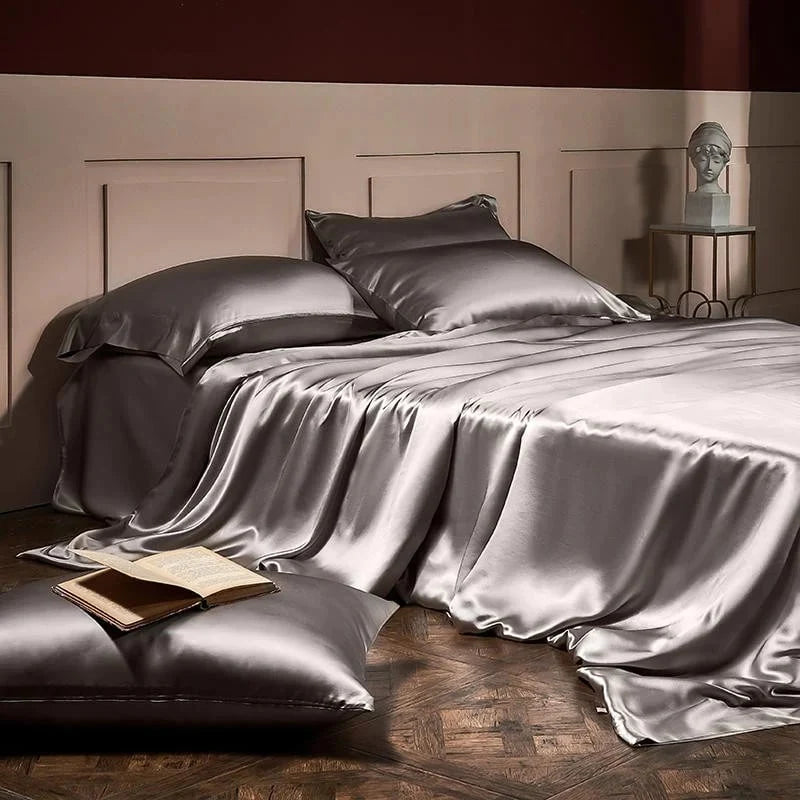 Bedding Set 25 Momme Mulberry Silk Four-Piece