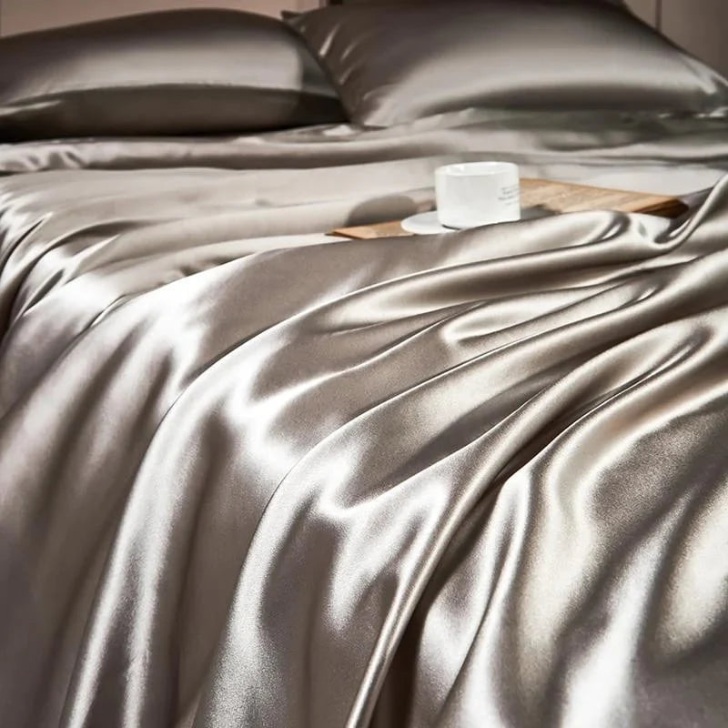 Bedding Set 25 Momme Mulberry Silk Four-Piece
