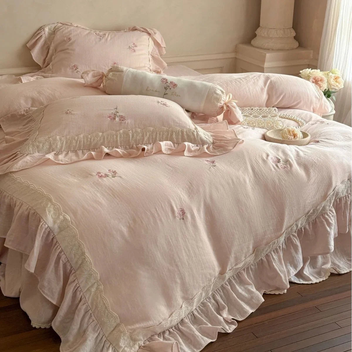 Bedding Set 4-Piece Linen-Cotton Blend Vintage Rose Embroidery