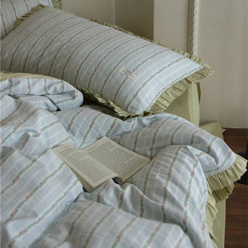 Bedding Set Breathable Cotton Blend Ruffle Trim
