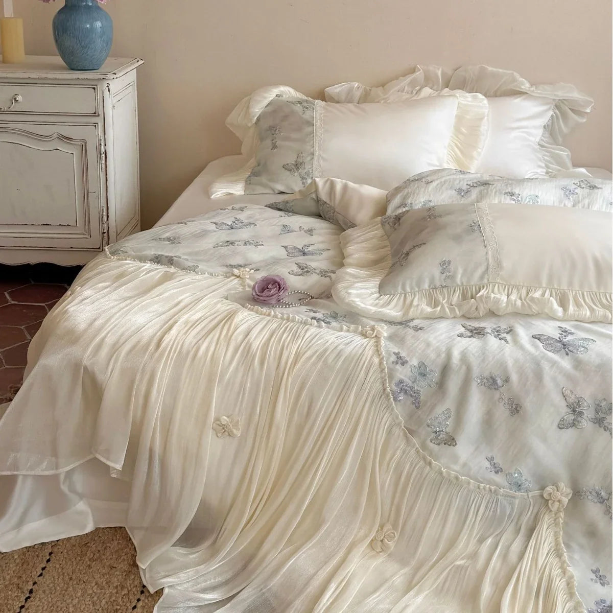 Bedding Set Cotton Blend Embroidered Butterfly