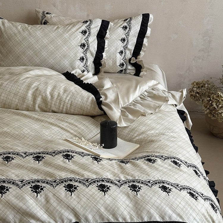Bedding Set Cotton Blend Floral Embroidery 4 Piece