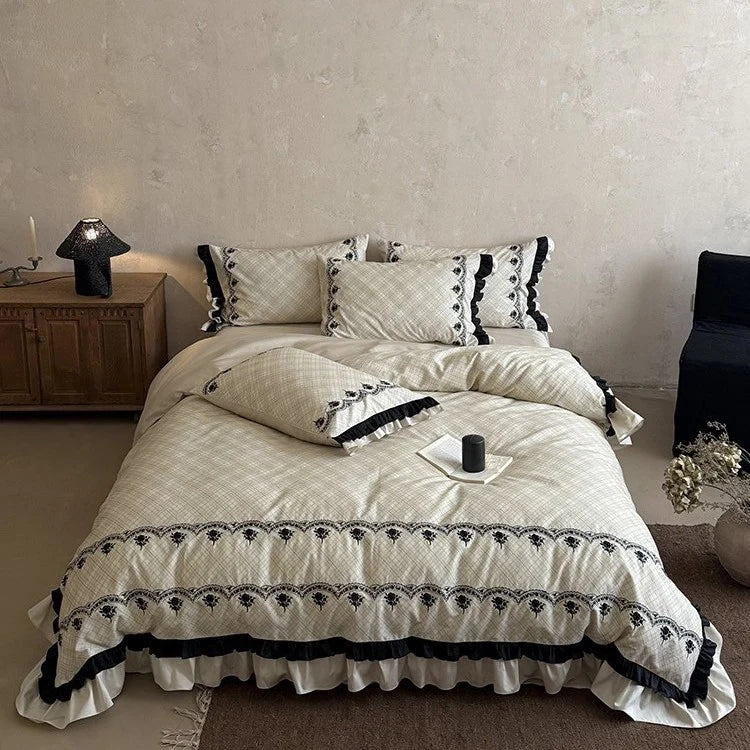 Bedding Set Cotton Blend Floral Embroidery 4 Piece