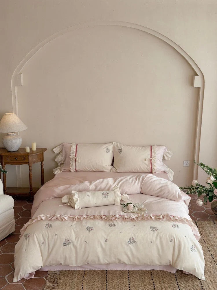 Bedding Set Cotton Satin Breathable Floral Embroidery 4-Piece