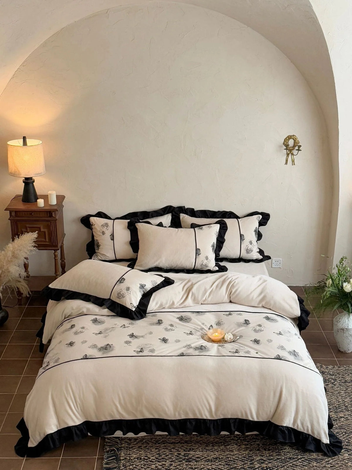 Bedding Set Cotton Satin Floral Butterfly Embroidery 4-Piece