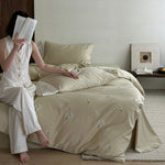 Bedding Set Cotton Satin Floral Embroidery 4-Piece