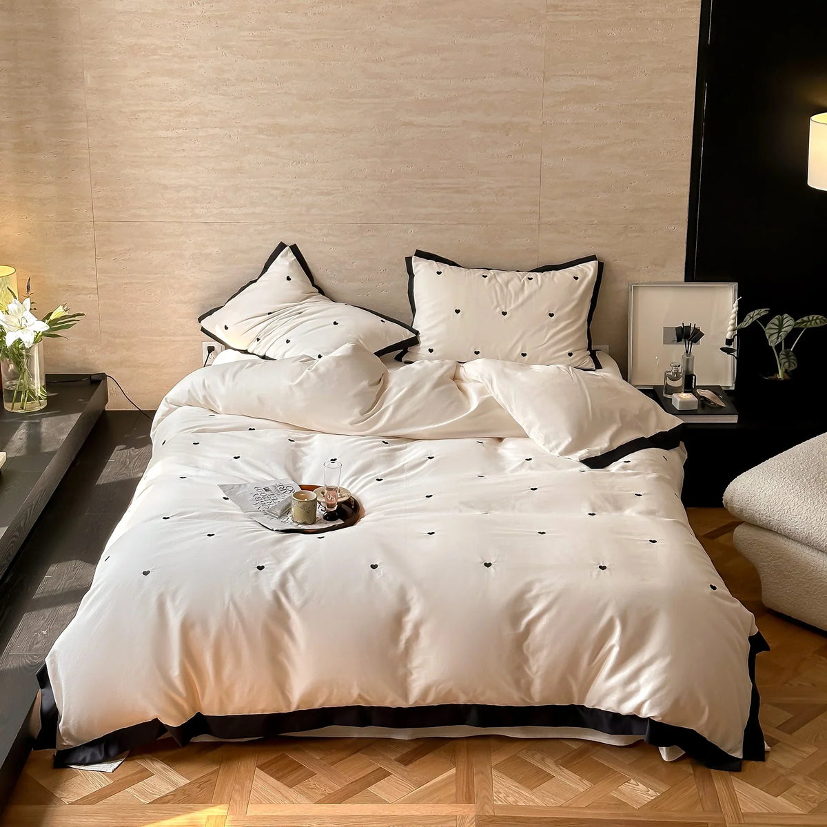 Bedding Set Cotton Satin Mini-Heart Embroidery & Contrast Piping