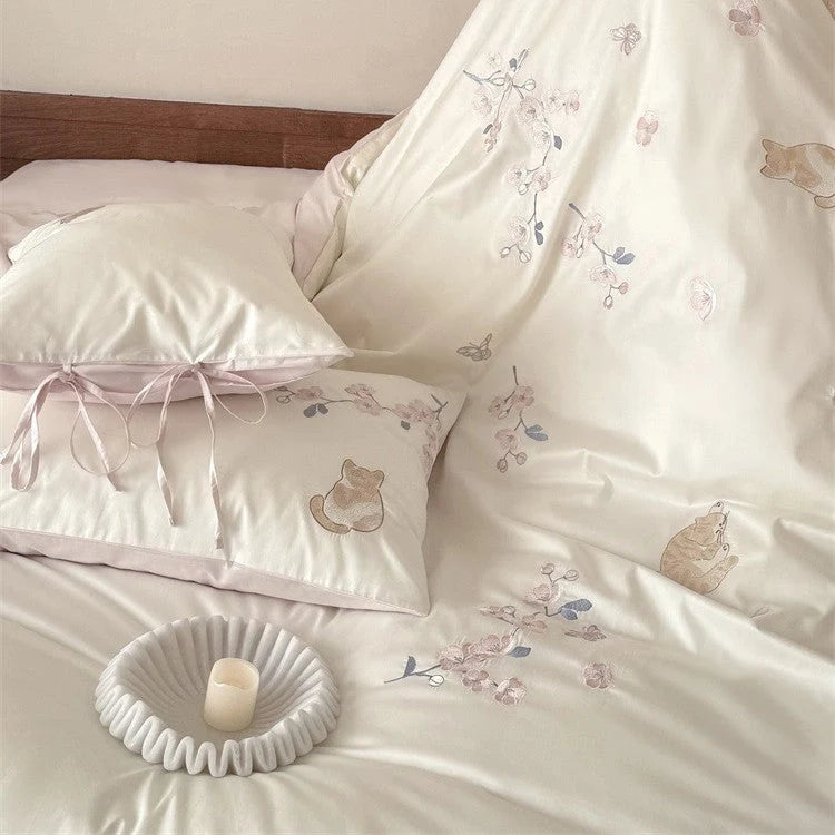 Bedding Set Cotton Satin Reversible Cat & Flower Embroidery