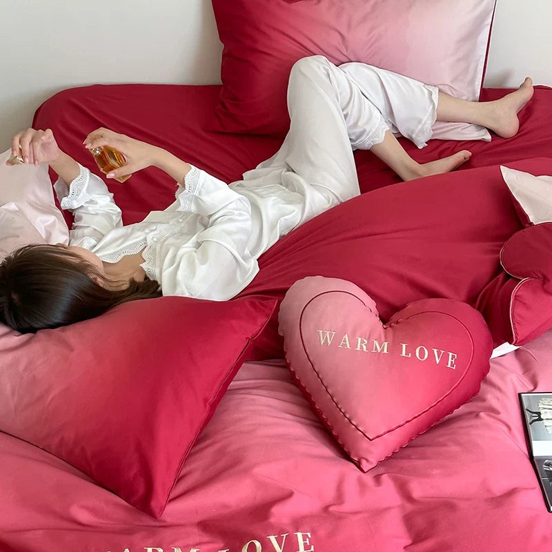 Bedding Set Cotton Satin Reversible Includes Heart Pillow