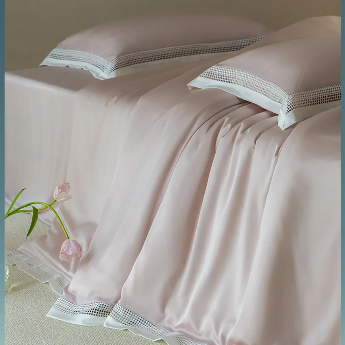 Bedding Set Fine Cotton Satin Ajour Trim Hotel Closure