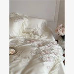 Bedding Set Fine Satin 3D Rose Appliqués 4-Piece Set