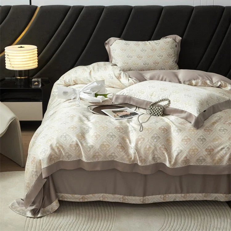 Bedding Set Geometric Jacquard Satin Trim 4-Piece Set
