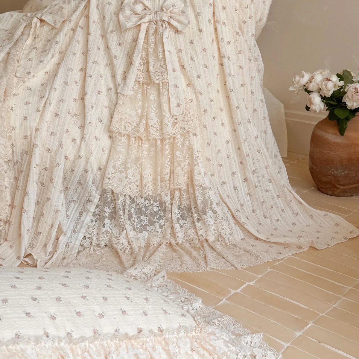 Bedding Set Lace Ruffle Cotton Blend 4-Piece With Bed Skirt