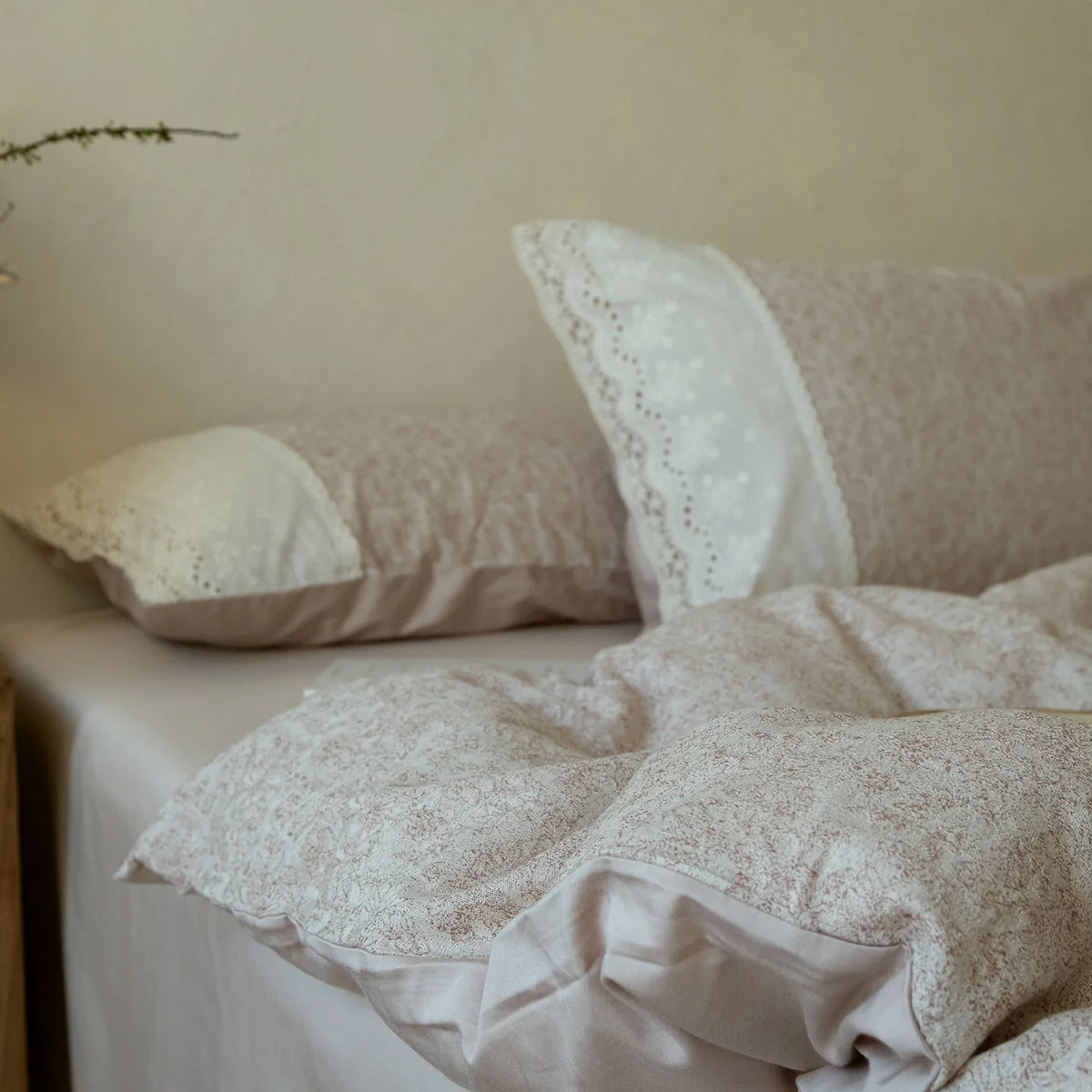 Bedding Set Reversible Cotton Satin Floral Jacquard