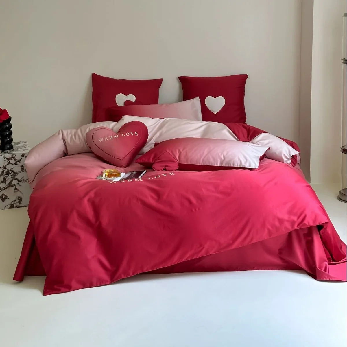 Bedding Set Reversible Cotton Satin Heart Appliqué 4-Piece