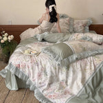 Bedding Set Reversible Watercolor Floral & Lace Trim 4-Piece