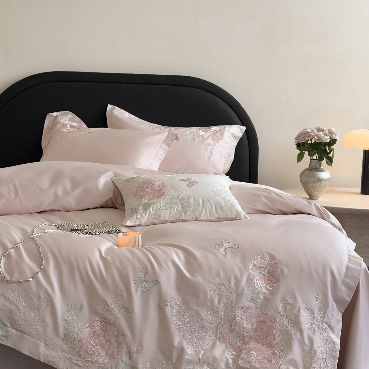 Bedding Set Satin Floral Embroidery 4-Piece