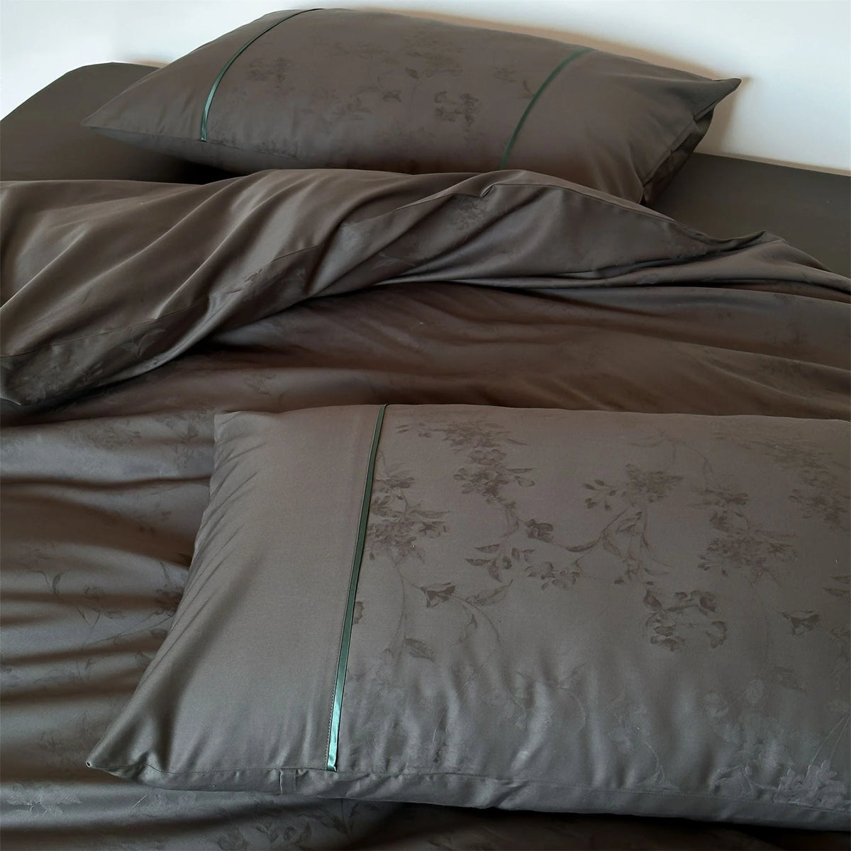 Bedding Set Satin Floral Jacquard 4-Piece