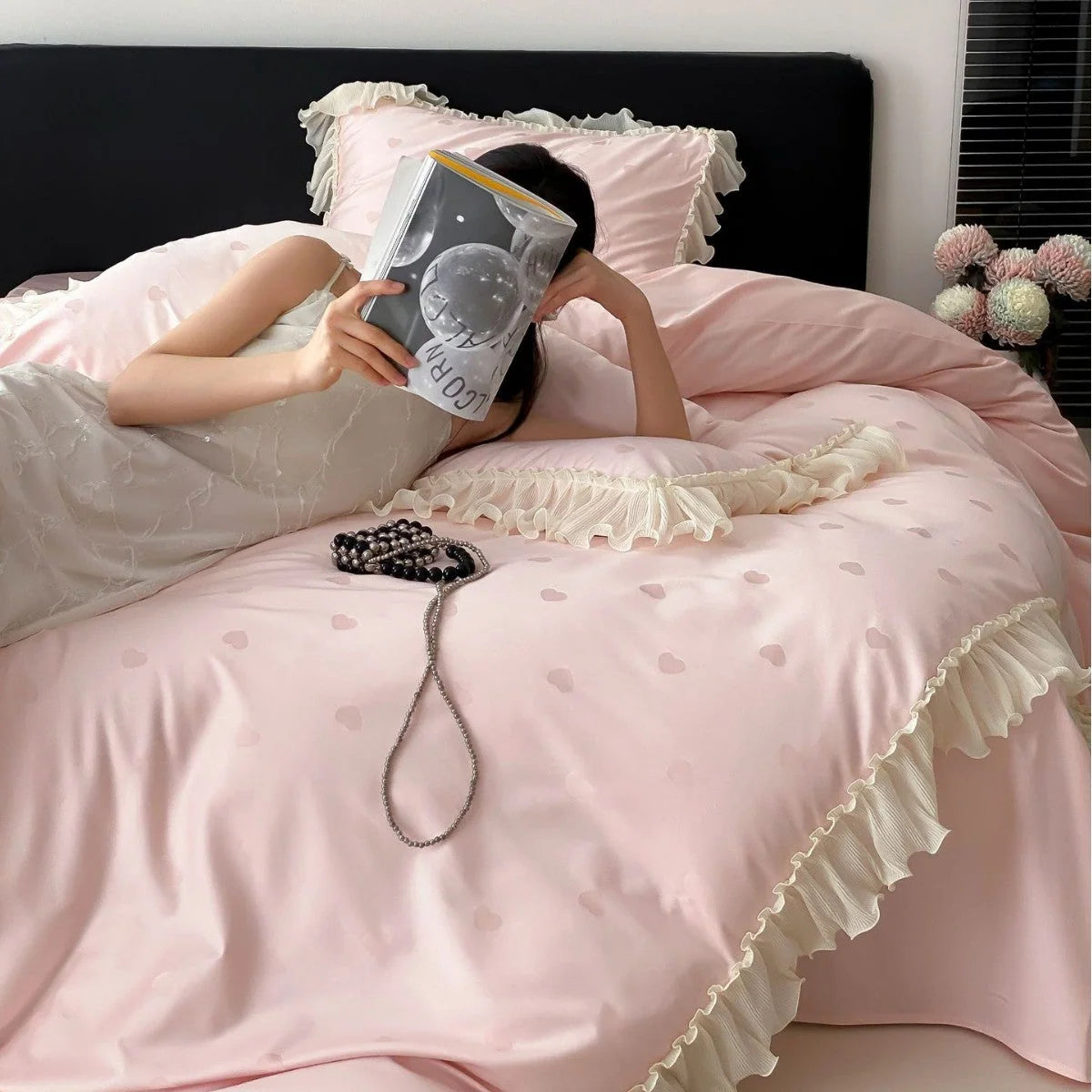 Bedding Set Satin Heart Print Ruffled Edges 4-Piece