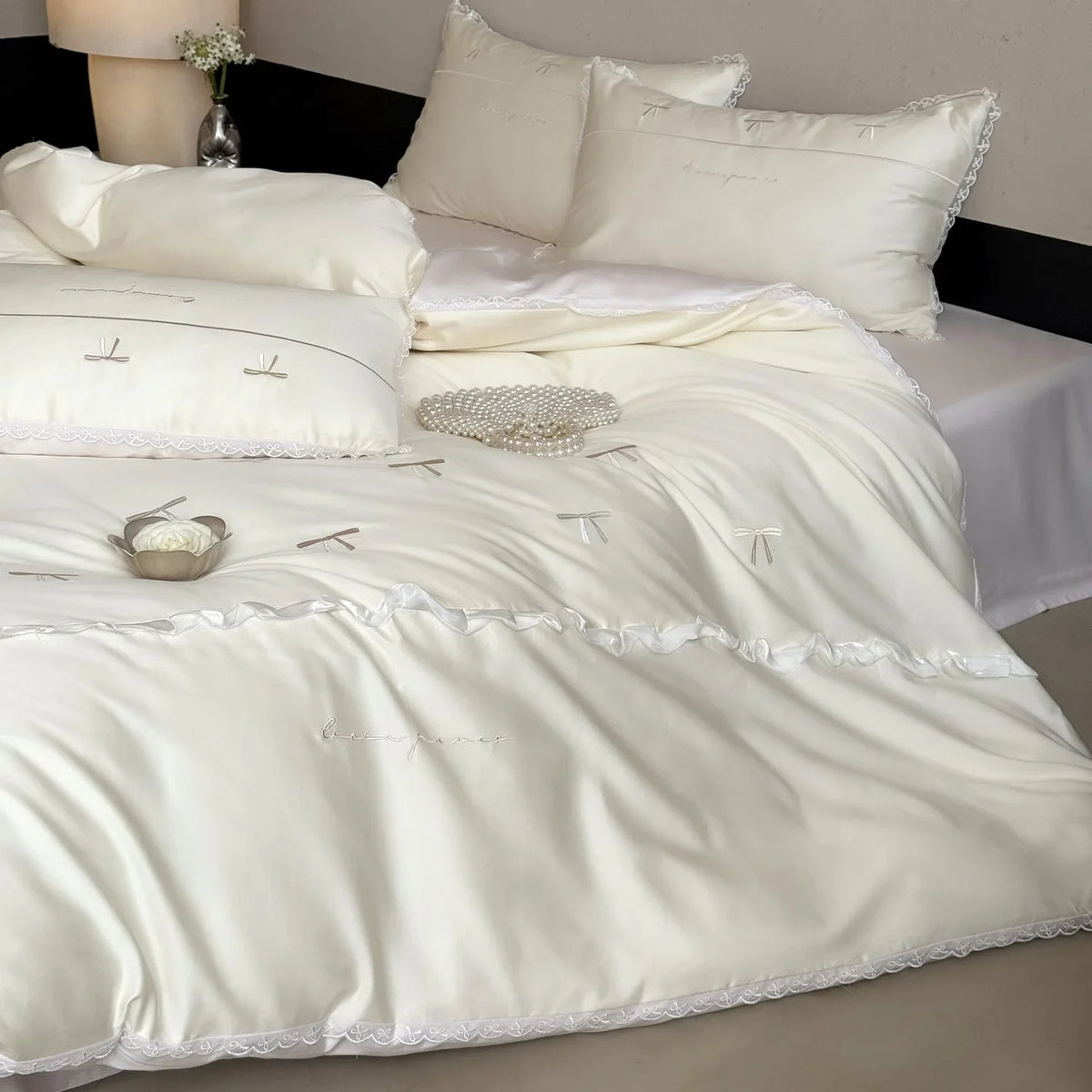 Bedding Set Satin Temperature-Regulating Embroidered & Lace Trim