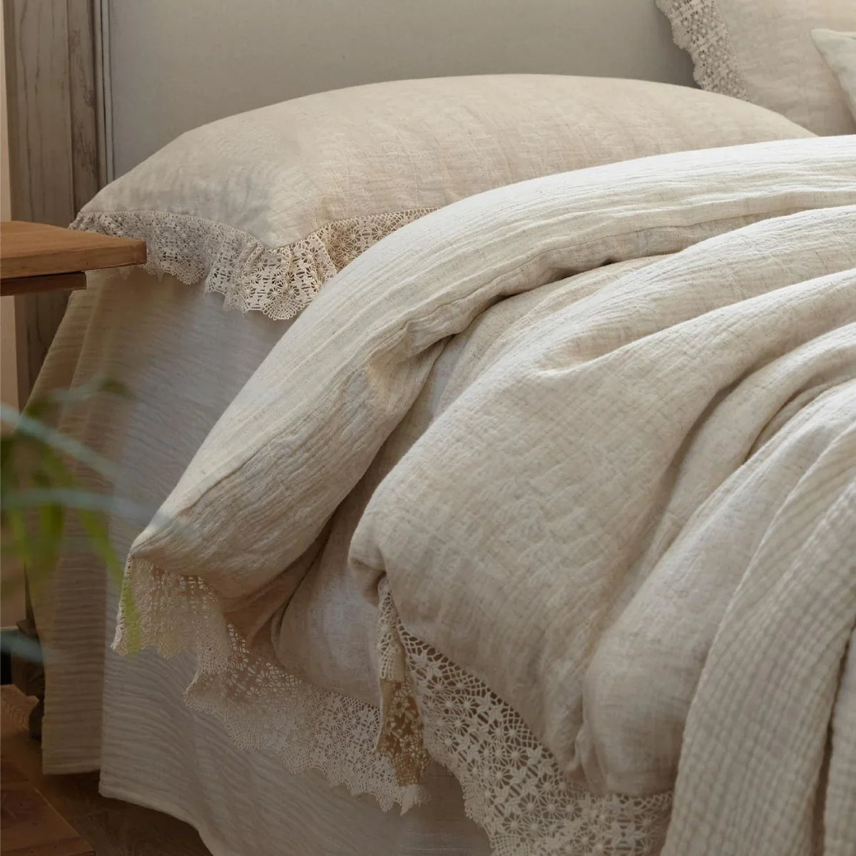 Bedding Set Soft-Washed Linen-Cotton Crochet Edge 4-Piece