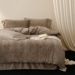 Bedding Set Textured Chenille & Reversible Fleece Machine Washable
