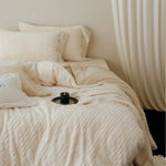 Bedding Set Textured Chenille & Reversible Fleece Machine Washable