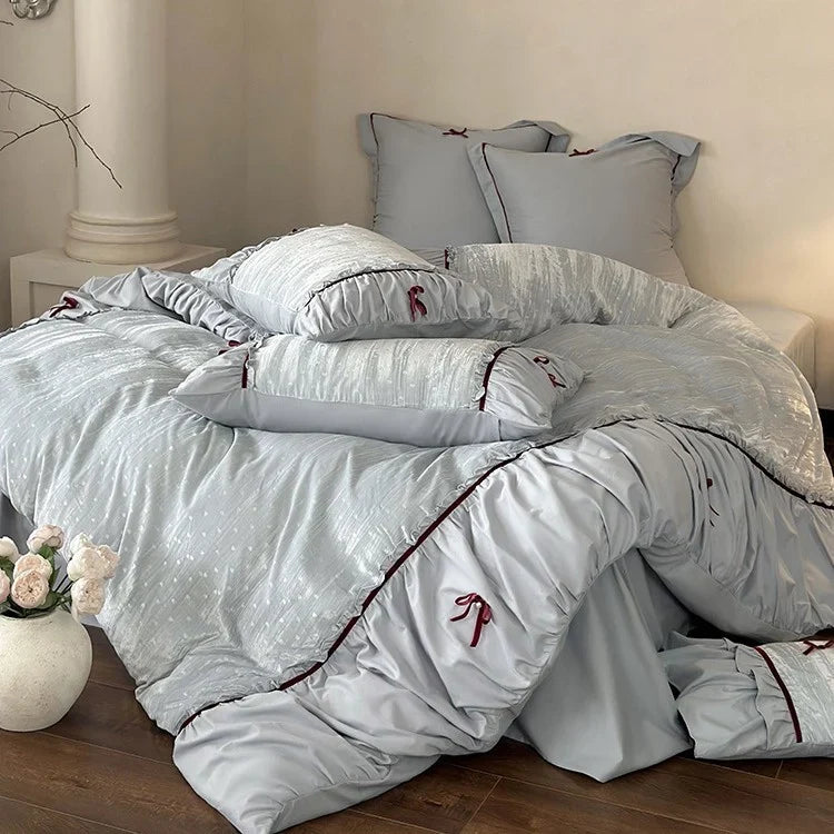 Bedding Set Velvety Microfiber Quilted 4-Piece