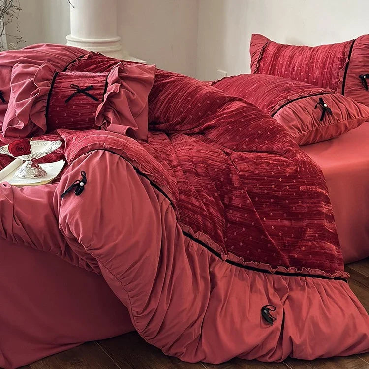 Bedding Set Velvety Microfiber Quilted 4-Piece