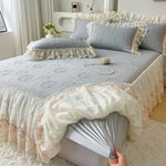 Bedspread Set Ruffled Edges Machine Washable 4-Piece