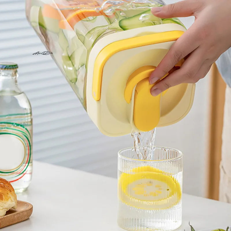 Beverage Dispenser Built-In Tap Fridge-Friendly Shape With Carry Handle