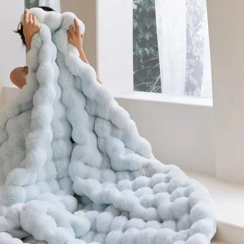 Blanket Double-Layer Faux Fur Breathable Year-Round Comfort