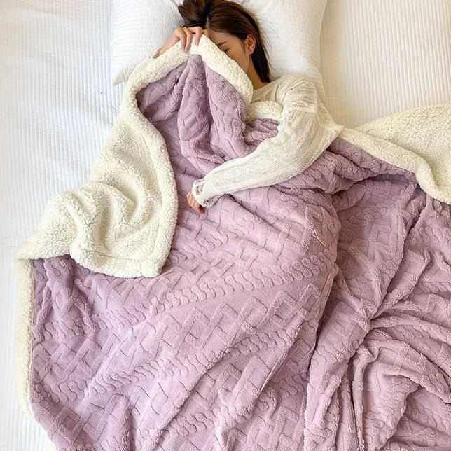 Blanket Plush Flannel Lightweight & Machine-Washable