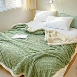 Blanket Plush Flannel Lightweight & Machine-Washable