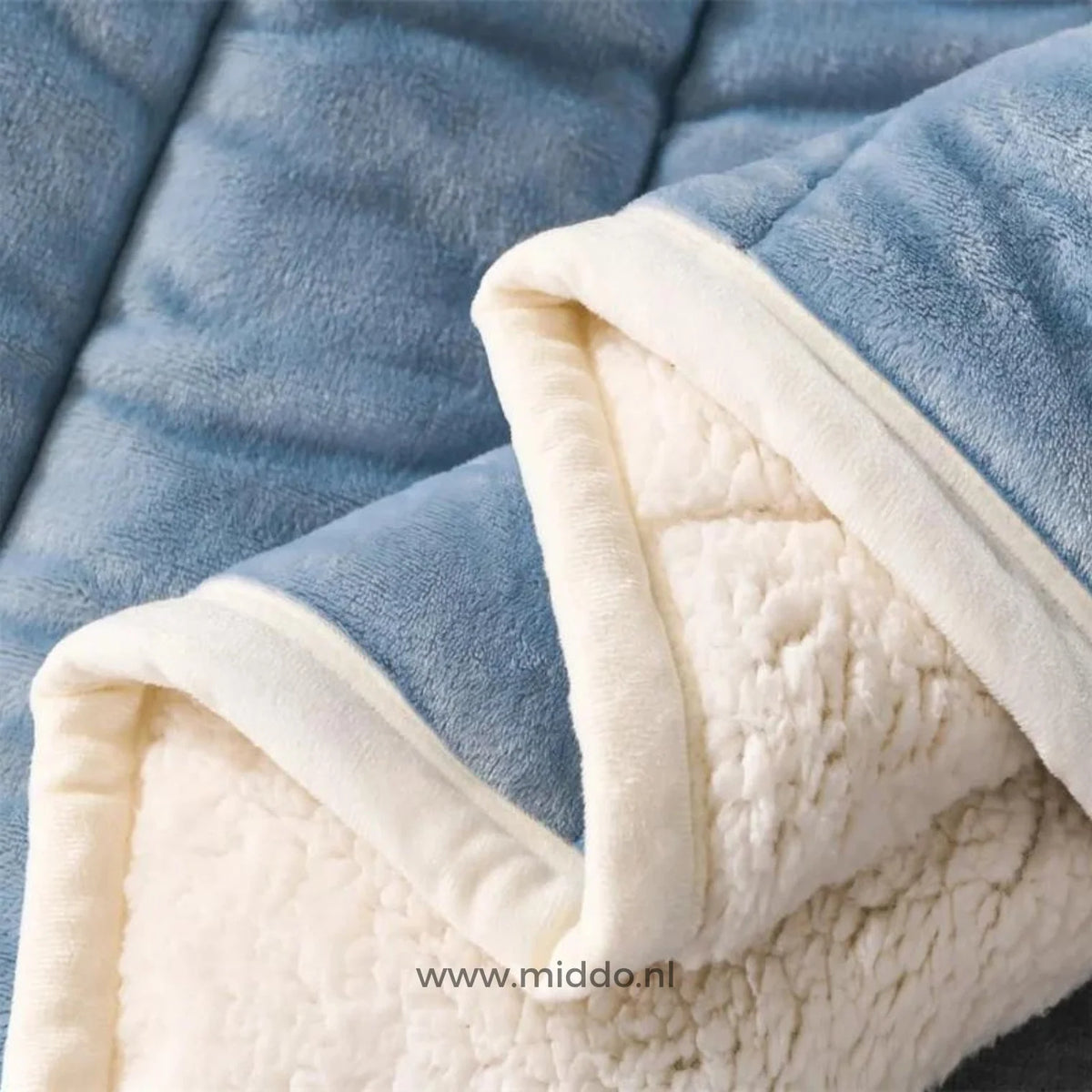 Blanket Reversible Double-Layer Fleece Machine-Washable