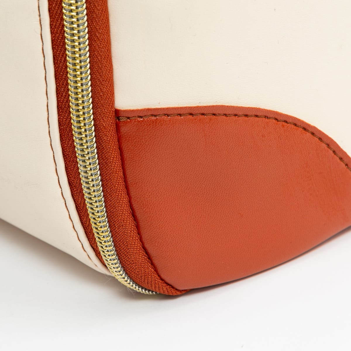 Carry-On Bag Water-Resistant PU Leather Built-In Hanging System