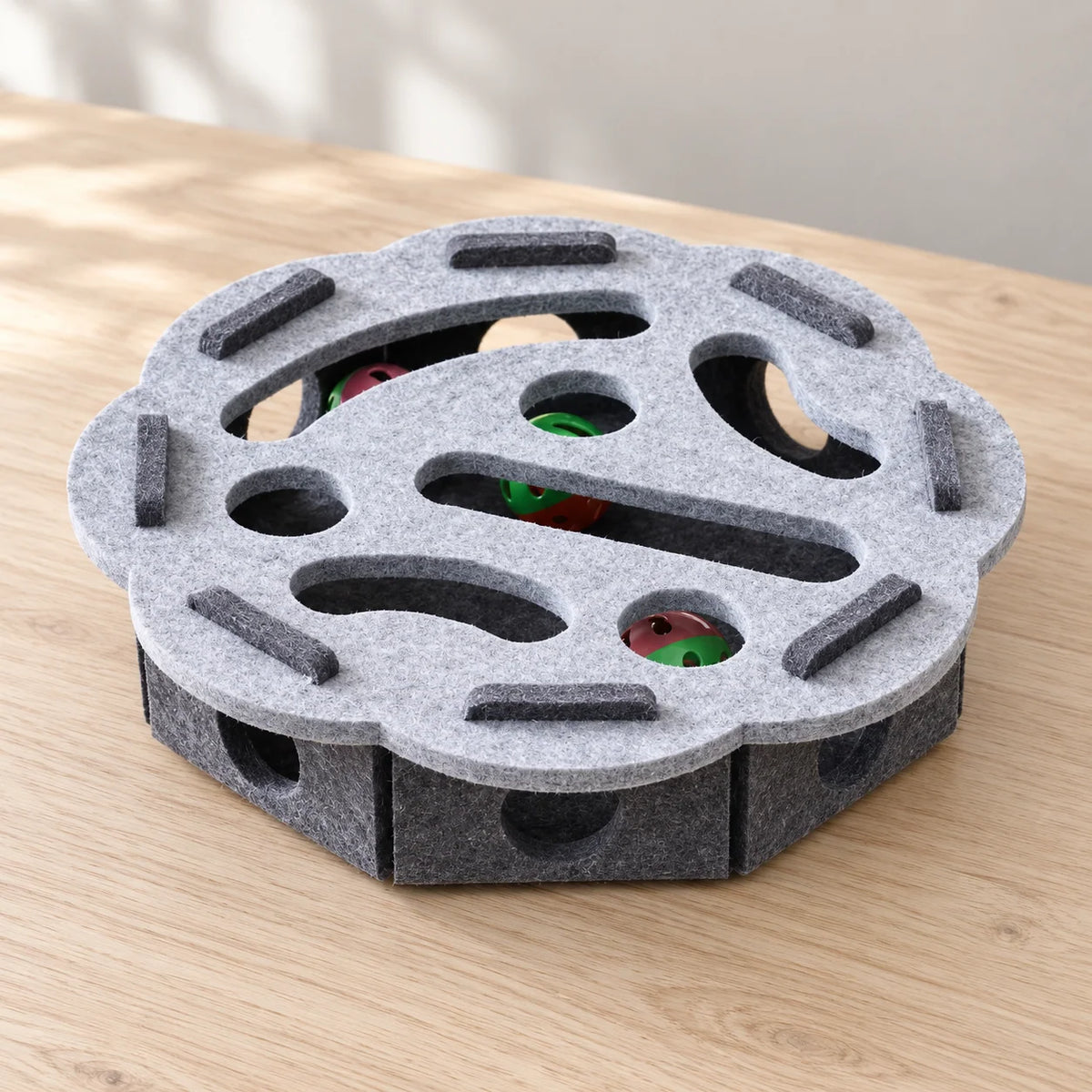 Cat Puzzle Maze Felt With Bell Ball Included