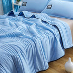 Cooling Blanket Lightweight Breathable Moisture-Wicking