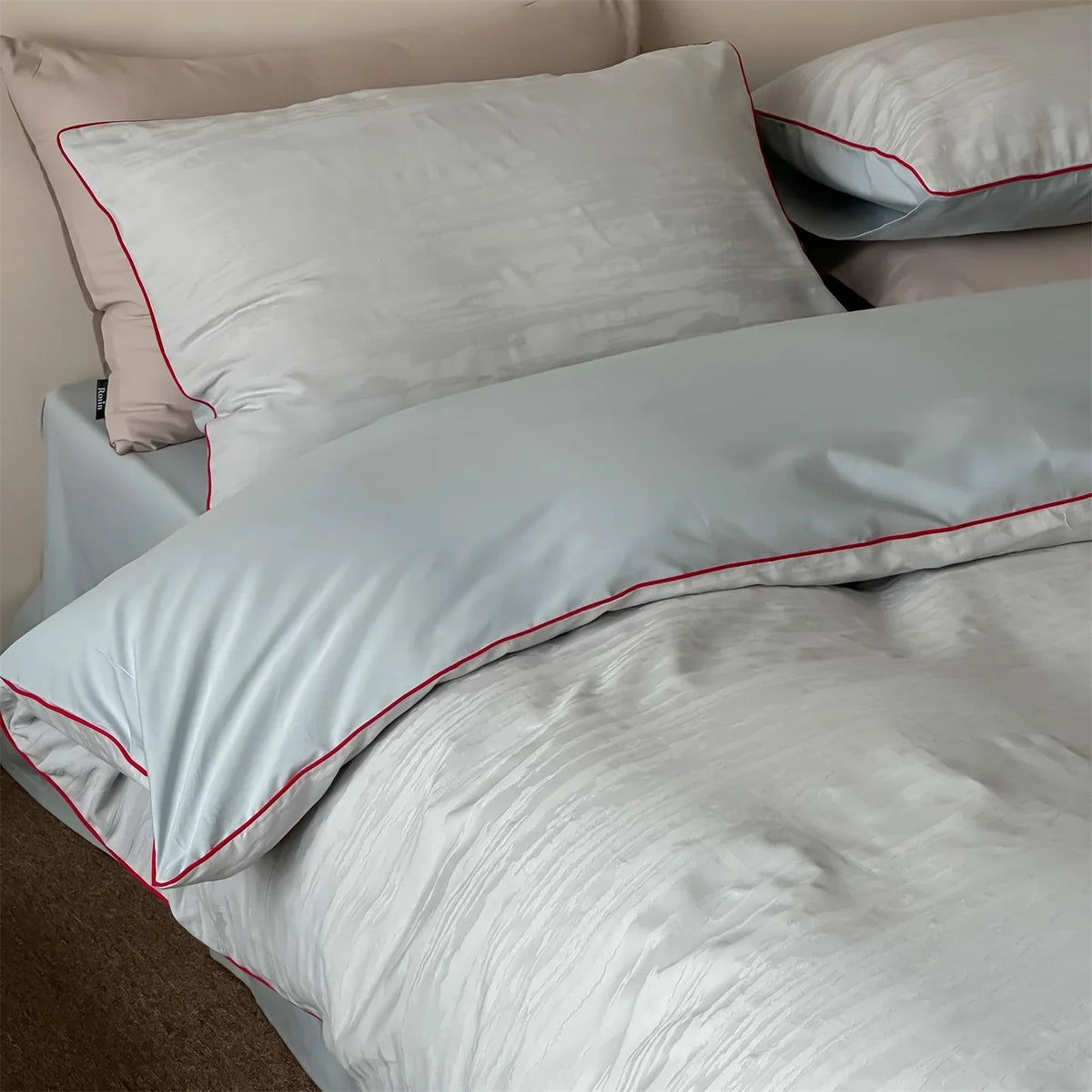 Cotton Bedding Set Finely Textured Satin-Matte & Breathable