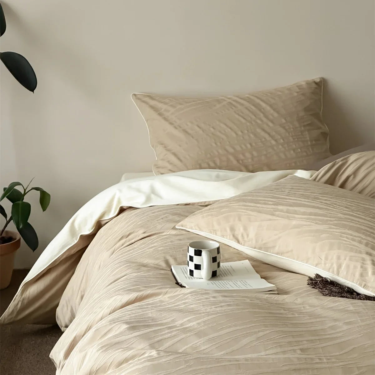 Cotton Bedding Set Finely Textured Satin-Matte & Breathable