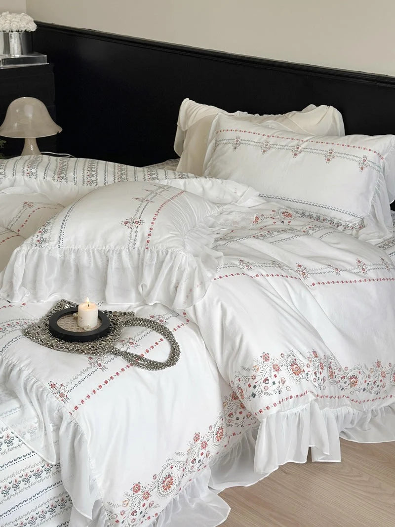 Cotton Bedding Set Floral Embroidery Ruffled Border Four-Piece Set