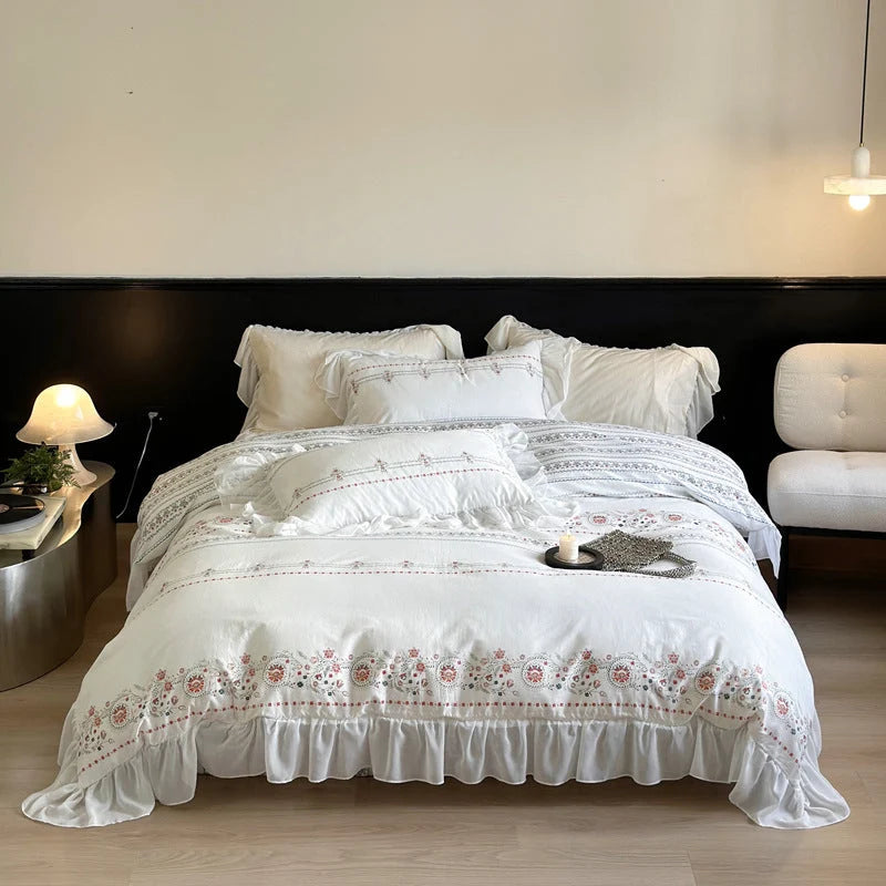 Cotton Bedding Set Floral Embroidery Ruffled Border Four-Piece Set