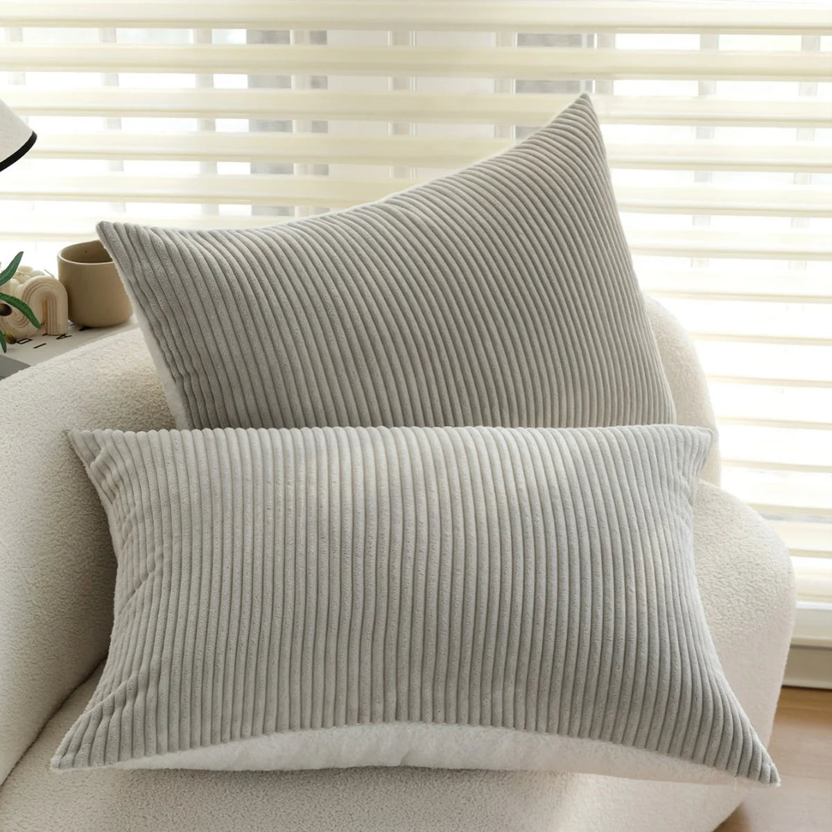 Cushion Cover Corduroy-Look Velvet Concealed Zipper 20x28 Inch