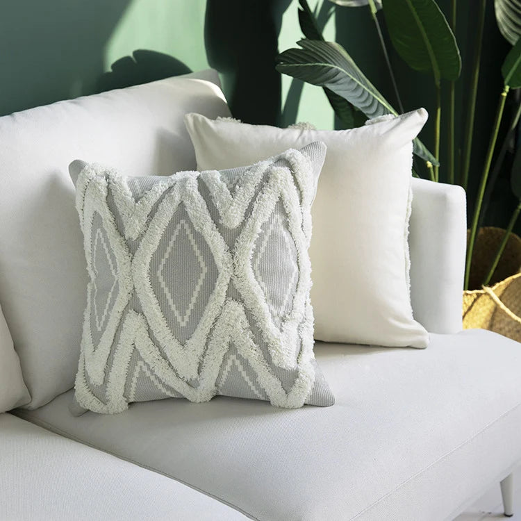 Cushion Cover Hand-Tufted Diamond Bouclé Cotton Blend 18x18 Inch