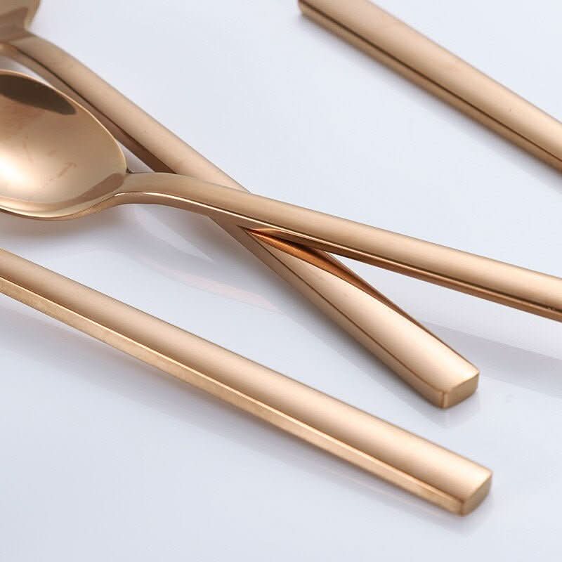 Cutlery Set 18/10 Stainless Steel Dishwasher-Safe 30-Piece Set