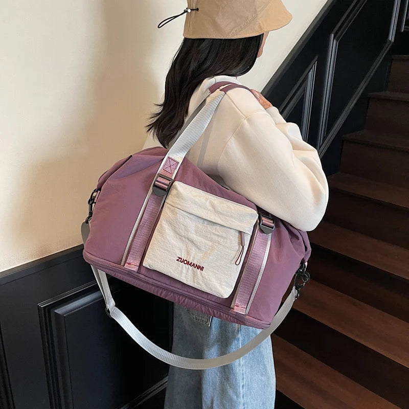 Duffel Bag Lightweight Durable Multiple Pockets & Adjustable Strap